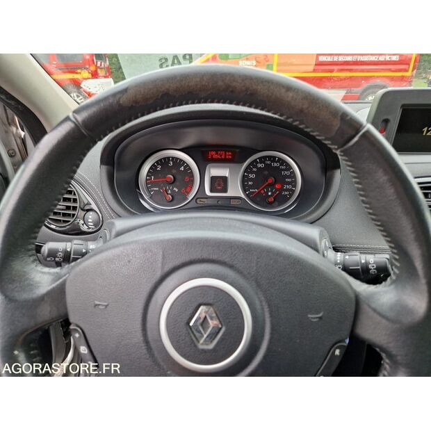 2011 Renault Clio-45177656