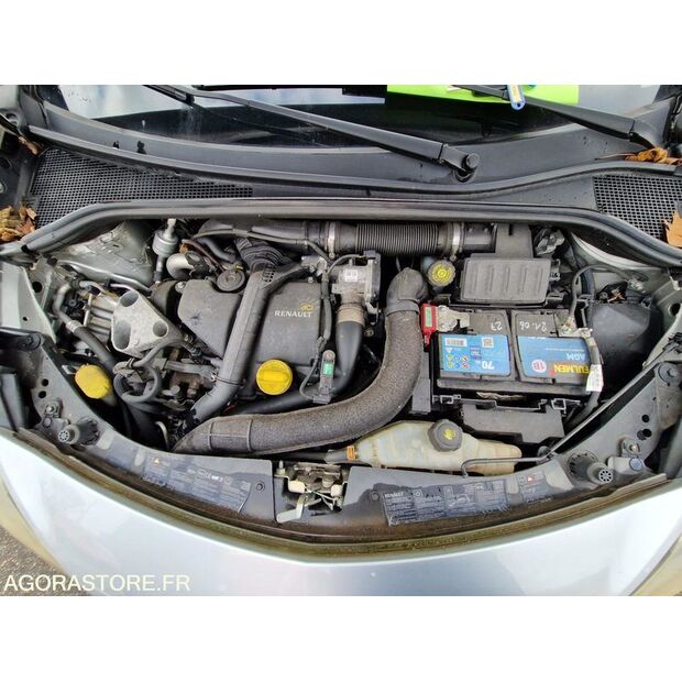 2011 Renault Clio-45177657