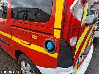 2010-renault-kangoo-1410904-45177680