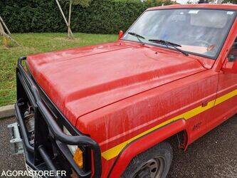 1995-nissan-patrol-1410905-45177695