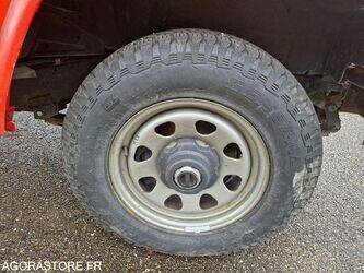 1995-nissan-patrol-1410905-45177704