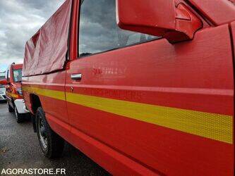 1995-nissan-patrol-1410905-45177708