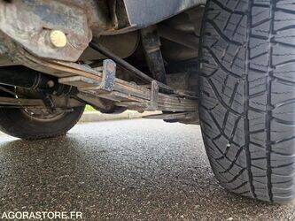 1995-nissan-patrol-1410905-45177725