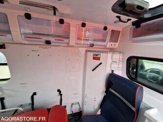 2012-renault-master-1410909-45177803