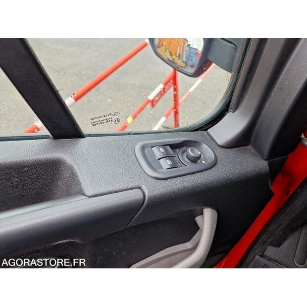 2012 Renault Master-45177822