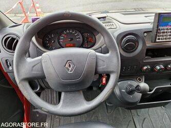 2012-renault-master-1410909-45177826