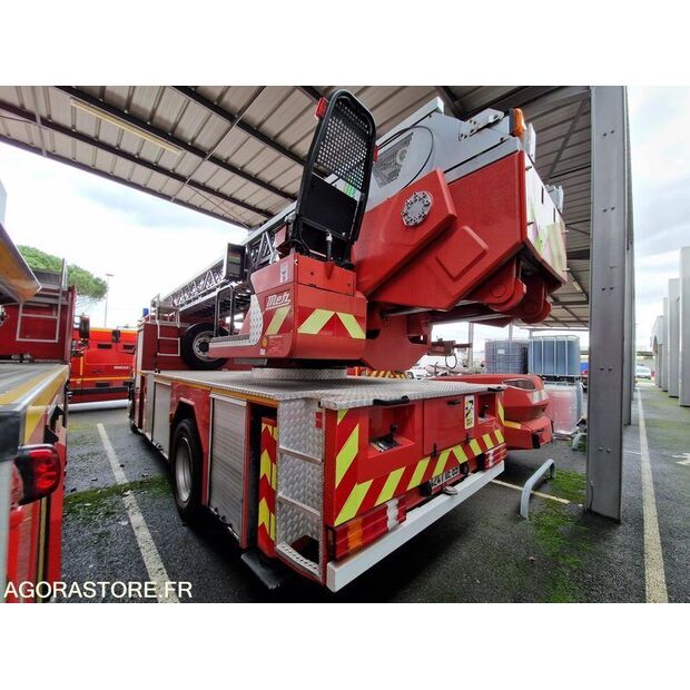 1998 Mercedes-Benz 1524-45177921