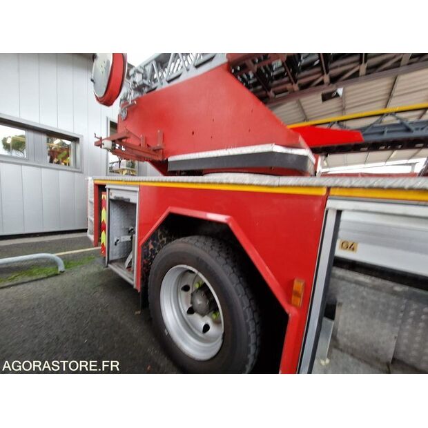 1998 Mercedes-Benz 1524-45177940