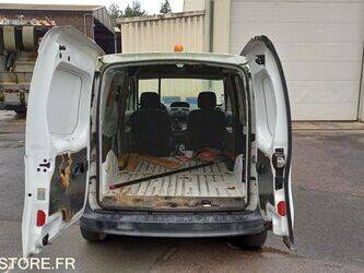 2010-renault-kangoo-1409636-45178096