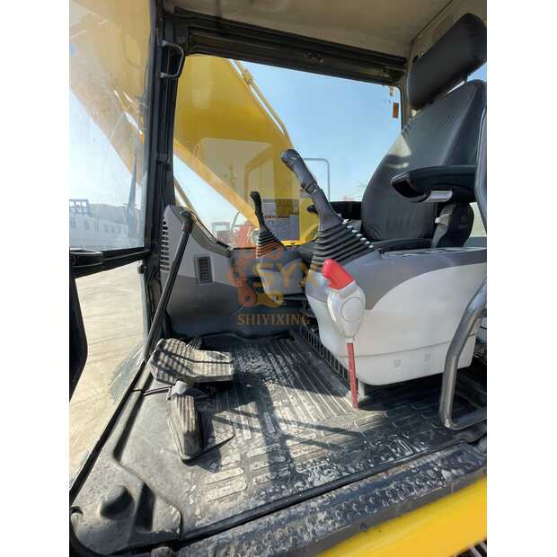 2021 Komatsu PC200-45178311