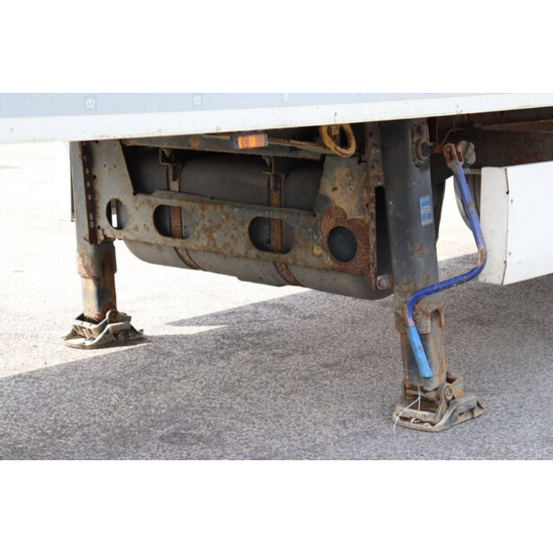 2014 Krone Cool Liner-45180324