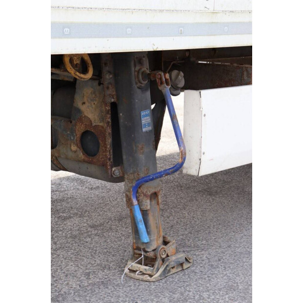 2014 Krone Cool Liner-45180325