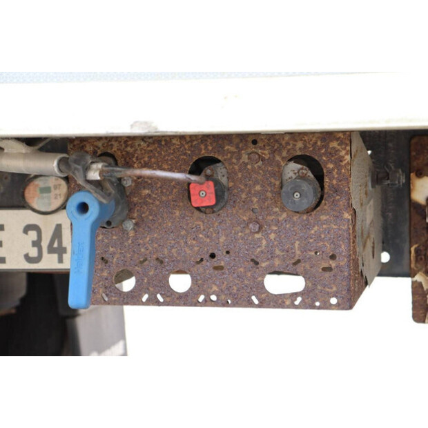 2014 Krone Cool Liner-45180336