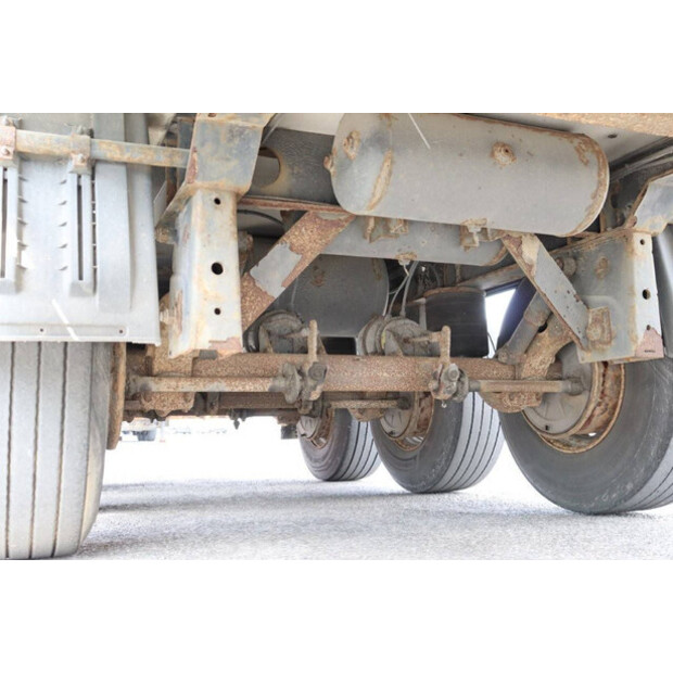 2014 Krone Cool Liner-45180348