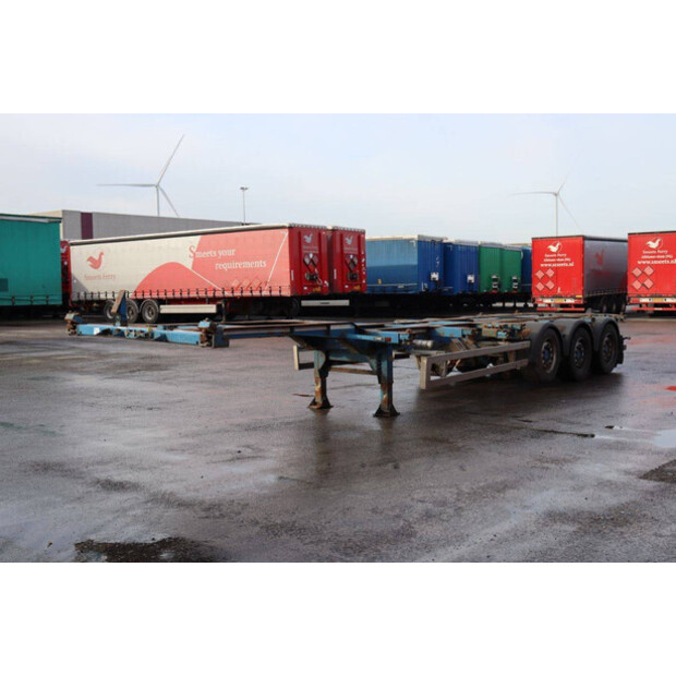 2012 Renders ROC12.27-45180704