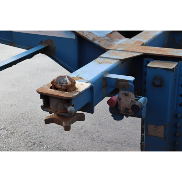 2012 Renders ROC12.27-45180718