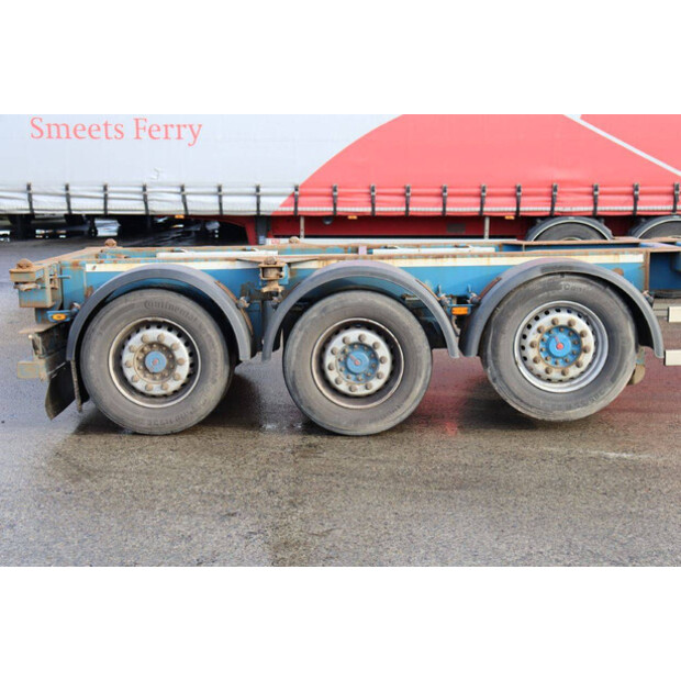 2012 Renders ROC12.27-45180728