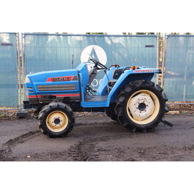 لسكي TA247F-45180779