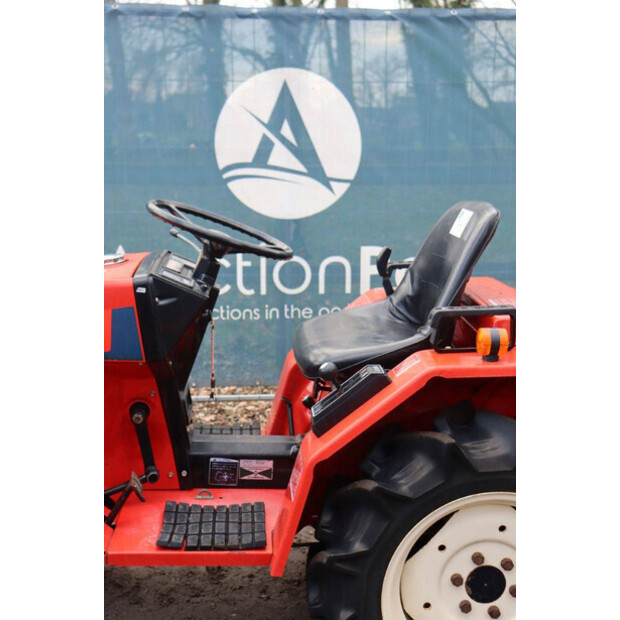 YANMAR F15D-45181076