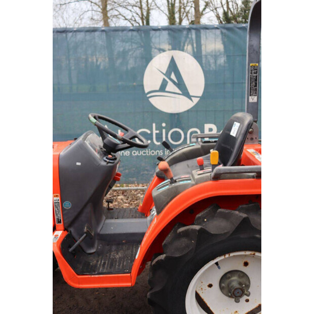 كوبوتا GB15-45181144