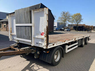 2016-kel-berg-prah-27-bw-45181839