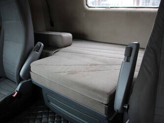 2010-scania-r500-1411037-45182323