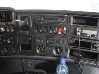 2010-scania-r500-1411037-45182325