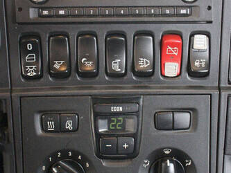 2010-scania-r500-1411037-45182329