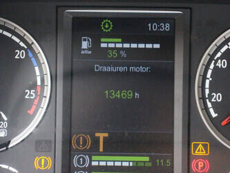 2010-scania-r500-1411037-45182332