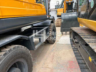 2025-hyundai-hw150-1411056-45182692