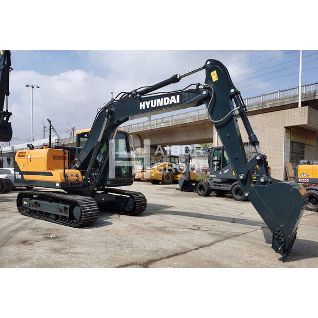 2025 هيونداي HX130-45182695