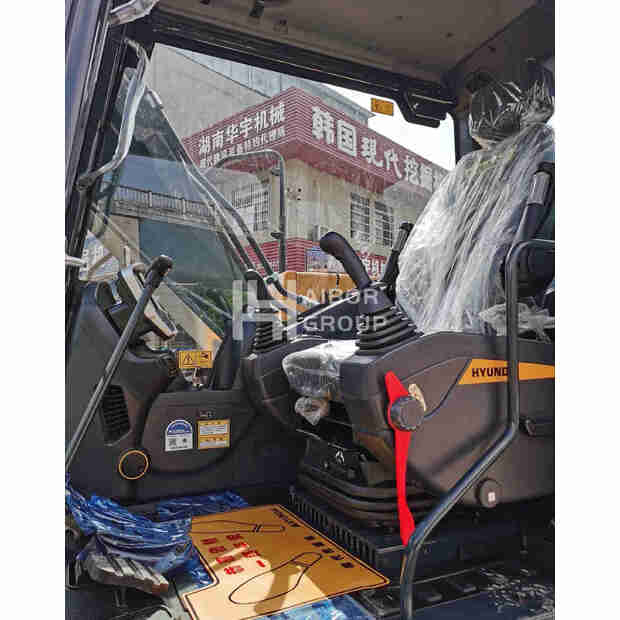 2025 هيونداي HX130-45182707