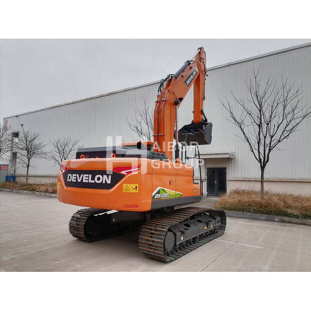 2025 Develon DX205-45182832