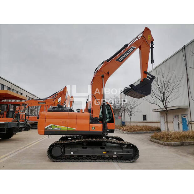 2025 Develon DX205-45182836