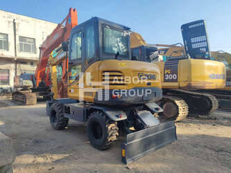 صورة ل حفارات بعجلات 2026 اكس سي ام جي 60 للبيع في المملكة المتّحدة