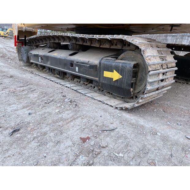 2024 Caterpillar 320D-45183237