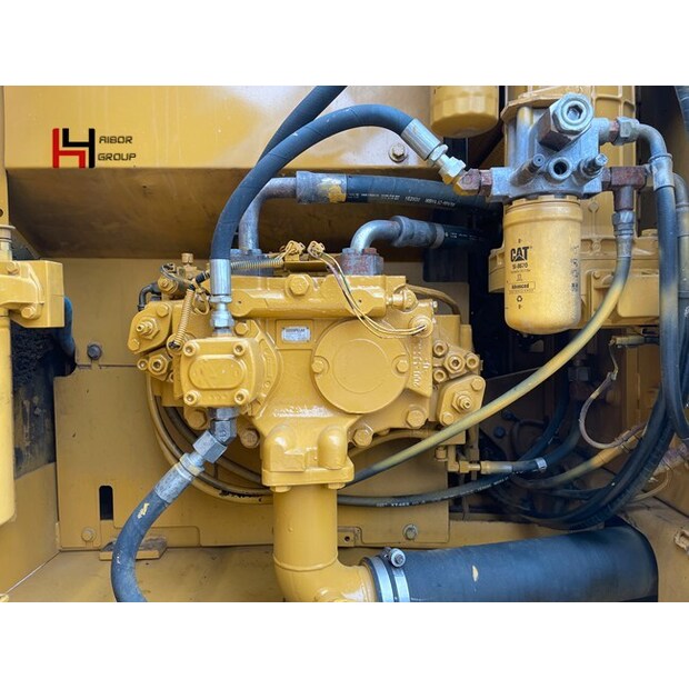 2024 Caterpillar 320D-45183239