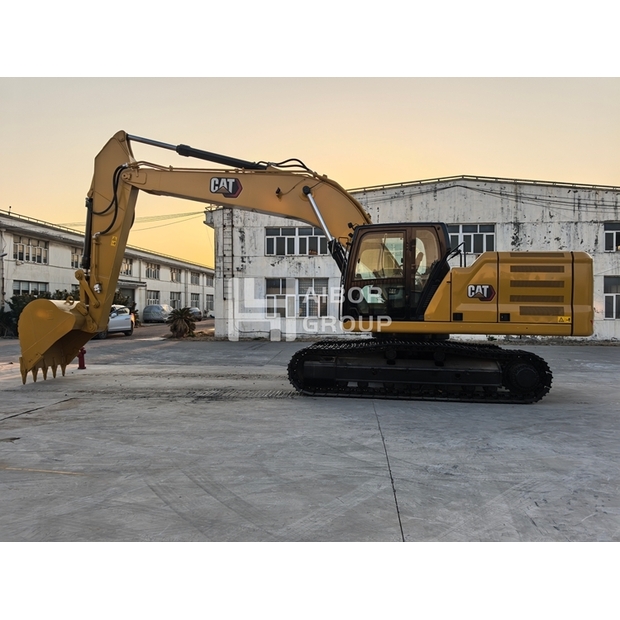 2024 Caterpillar 330-45183317