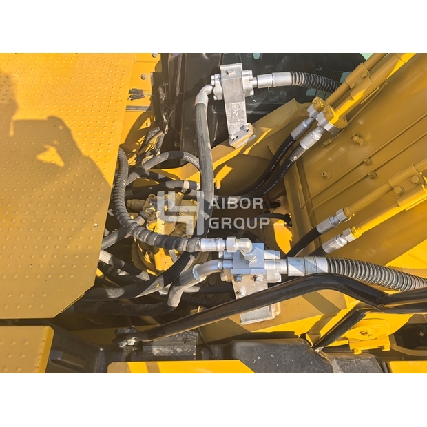 2024 Caterpillar 330-45183321