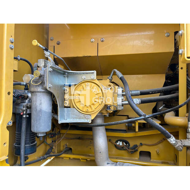 2024 Caterpillar 330GC-45183342