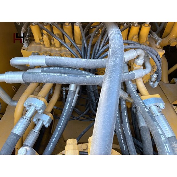 2022 Caterpillar 336D-45183367