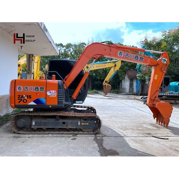 2023 هيتاشى ZX70-45183475