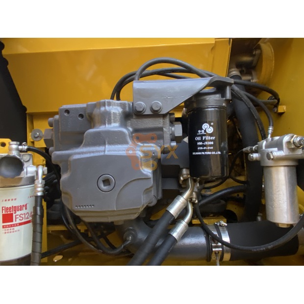 2021 Komatsu PC220-8-45183483