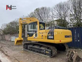 صورة ل حفارات 2023 كوماتسو PC200-8