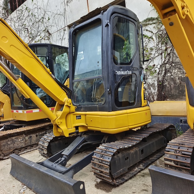 2024 Komatsu PC35-45183542