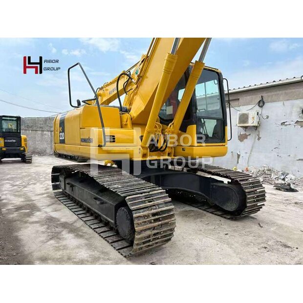 2023 كوماتسو PC220-7-45183570