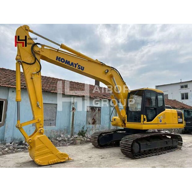 2023 كوماتسو PC220-7-45183572