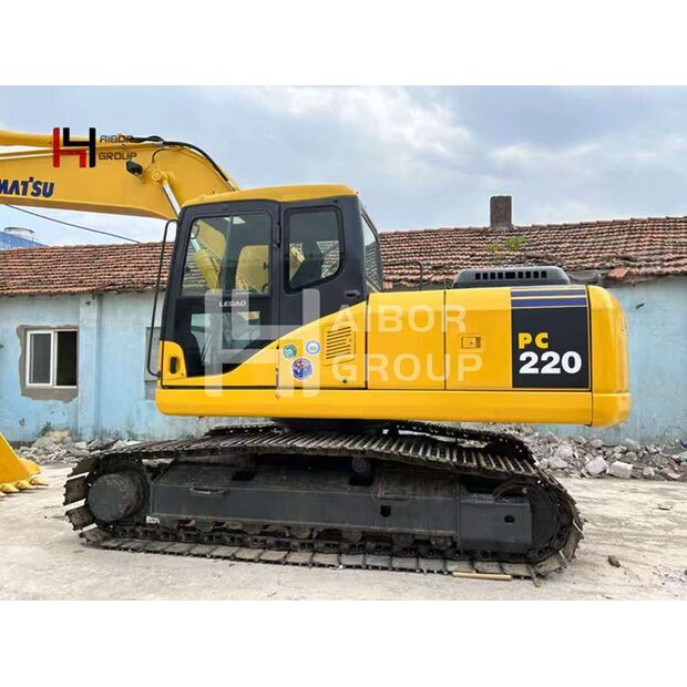 2023 كوماتسو PC220-7-45183574