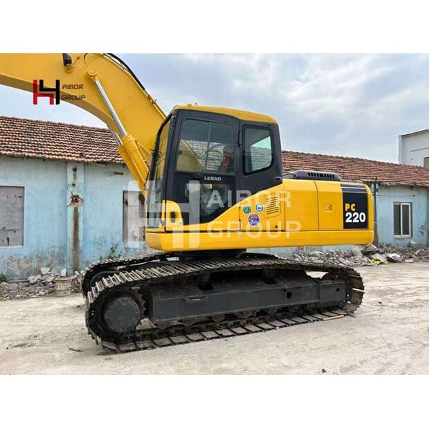 2023 كوماتسو PC220-7-45183576