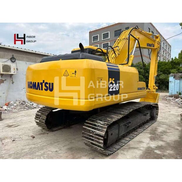 2023 كوماتسو PC220-7-45183577